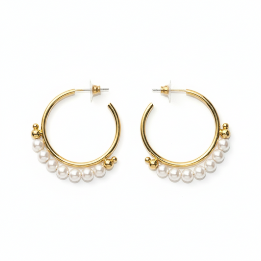 Orecchini a Cerchio Tono Oro con Perle Sintetiche Bianche - 3cm
