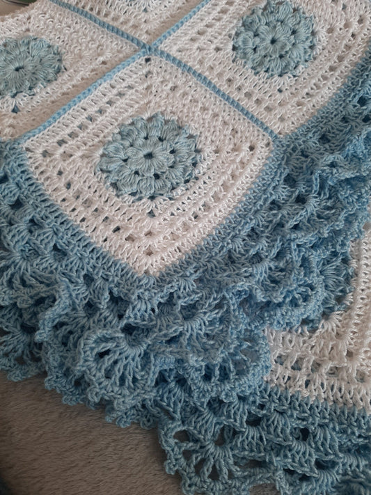 Copertina neonato cotone bianco e azzurro artigianale uncinetto