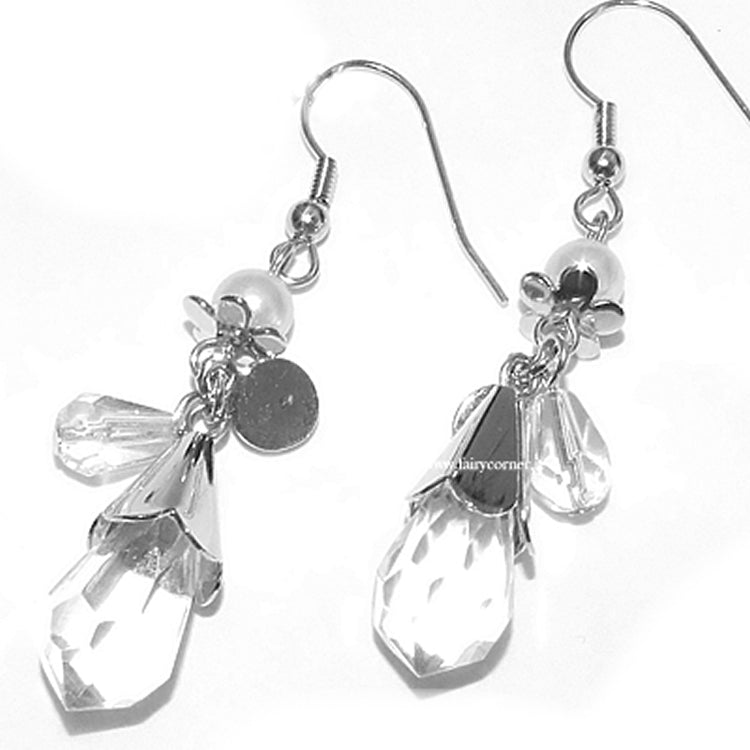 Orecchini pendenti donna tono argento perla goccia briolette crystal
