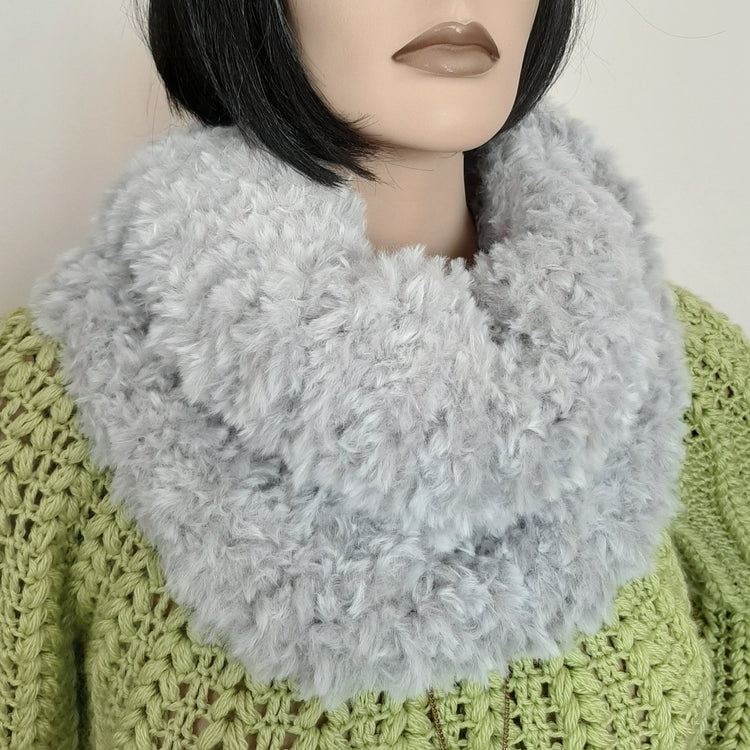 Infinity Scarf hand-knitted fur effect neck warmer - pearl grey