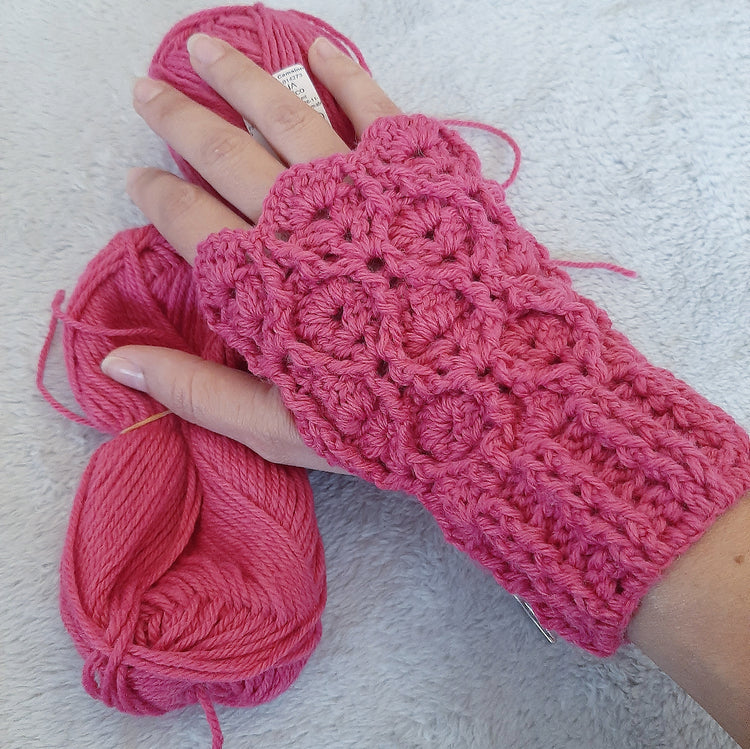 Handmade fingerless gloves INTRECCI