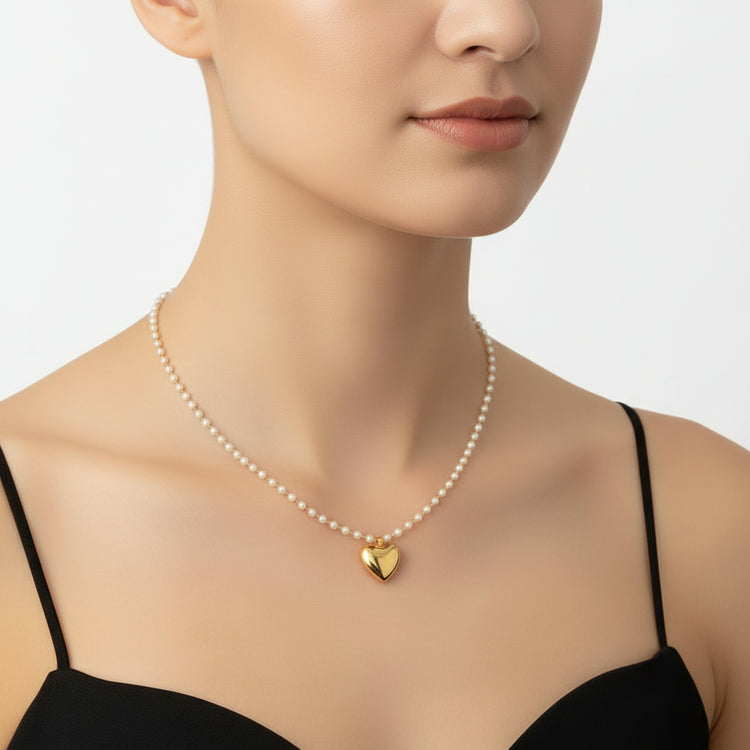 Collana Girocollo con Perle e Ciondolo Cuore Tono Oro