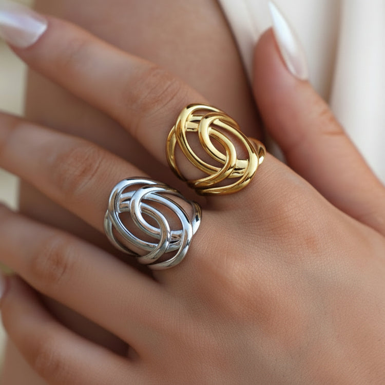 Anello Abbraccio Regolabile in Acciaio - Design Minimal Elegante