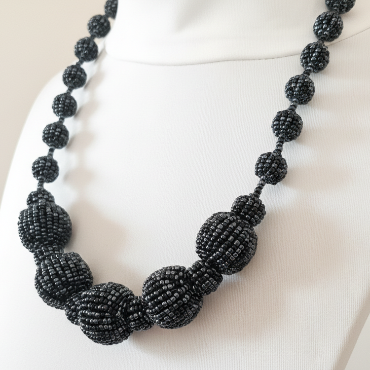 Collana Lunga Donna con Sfere di Perline Nere - Stile Etnico