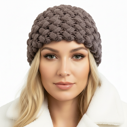 Women's crochet SISSI model hat - Dusty purple color