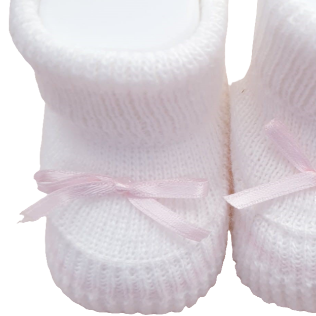 Newborn shoes in cream wool blend with pink bow