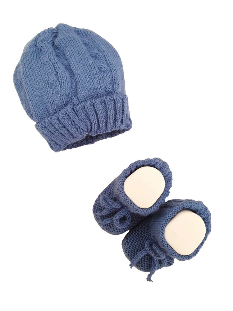 Braided wool hat and shoes - various colours