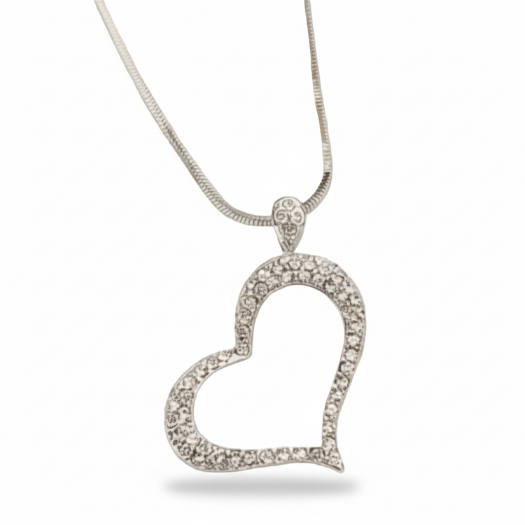 Collana Girocollo con Ciondolo Cuore e Zirconi Bianchi - Tono Argento