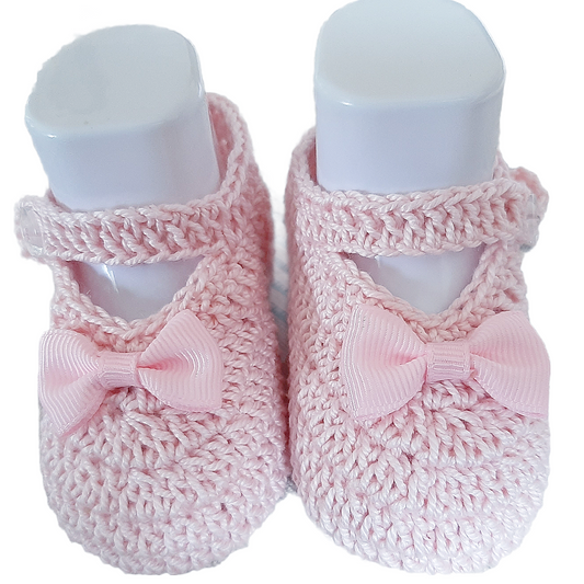 Pink doll-like cotton shoes for baby girls 3-6 months with bow - crochet