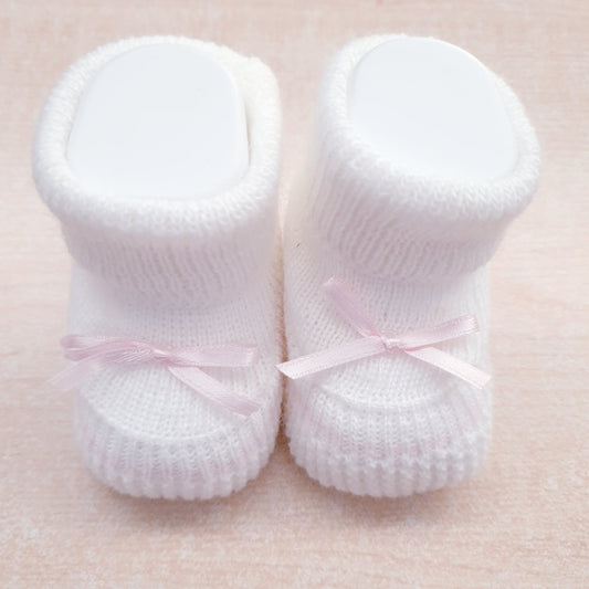 Scarpine neonata in misto lana panna con fiocco rosa